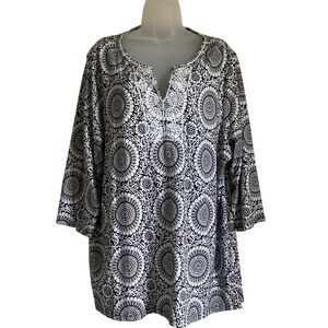Talbots Plus Women 2X Black White Medallion Print‎ Embroidered Split Neck Tunic